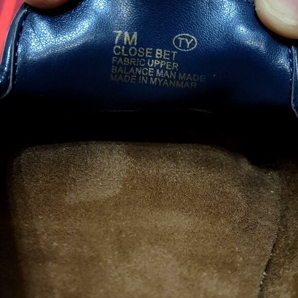 Aerosoles Close Bet Blue Fabric 103 Loafers 7M Gold Chain Detail Memory Foam NIB - Picture 11 of 13